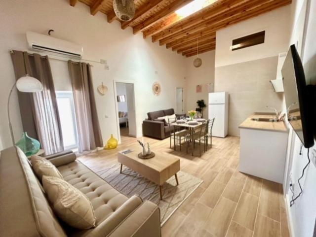 Gatu Casa Solera, Un Lugar Unico, "Preferente Para Mayores De 25 Anos Y Familias " El Puerto de Santa María Esterno foto