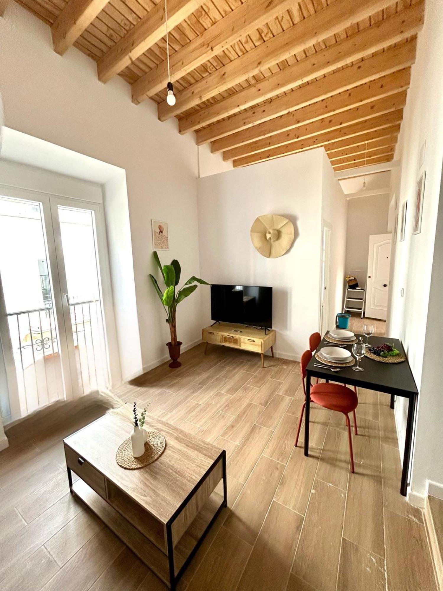 Gatu Casa Solera, Un Lugar Unico, "Preferente Para Mayores De 25 Anos Y Familias " El Puerto de Santa María Esterno foto