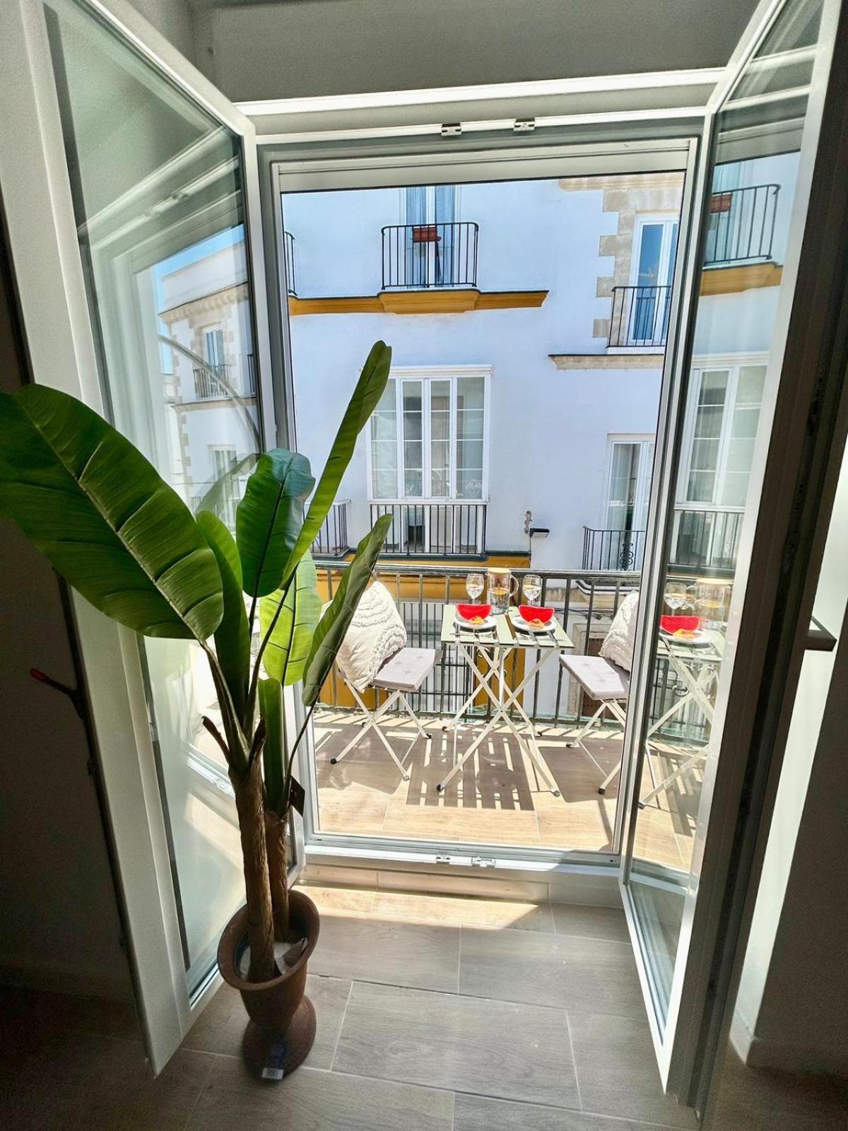 Gatu Casa Solera, Un Lugar Unico, "Preferente Para Mayores De 25 Anos Y Familias " El Puerto de Santa María Esterno foto